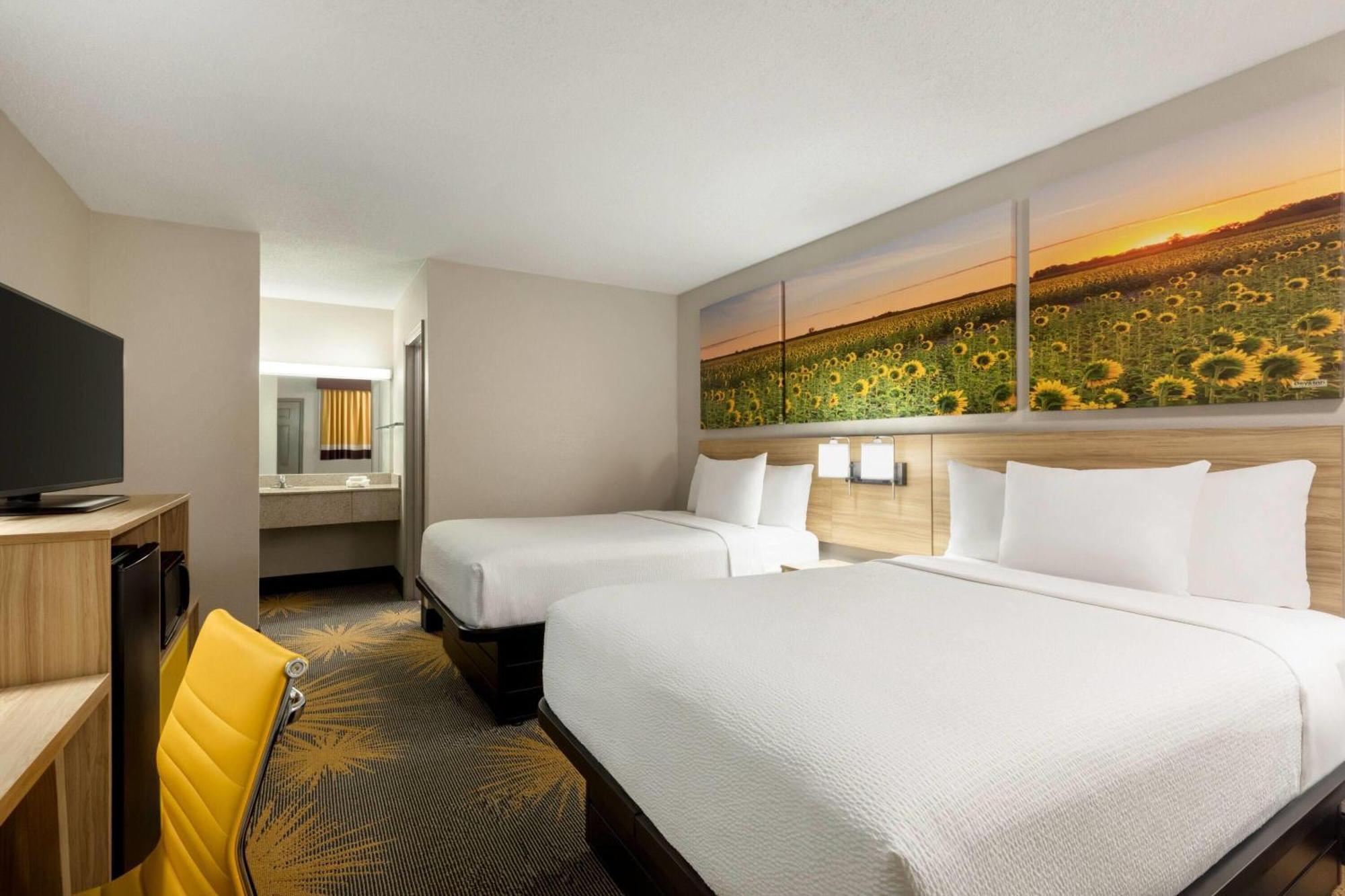 Days By Wyndham Hotel Cartersville